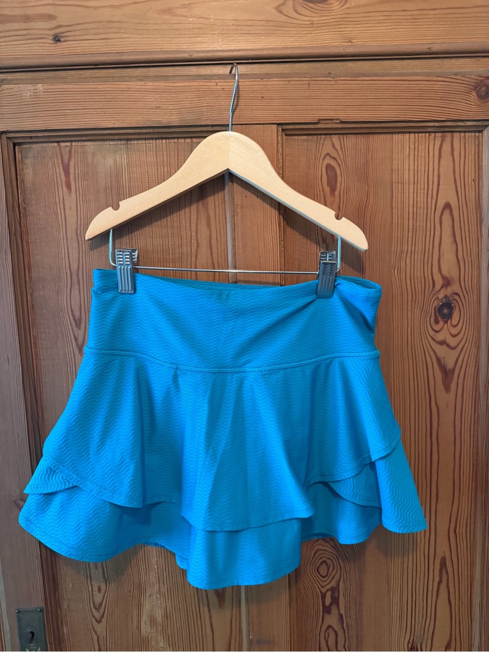 Athleta Turquoise Tiered Skater Skort built in shorts